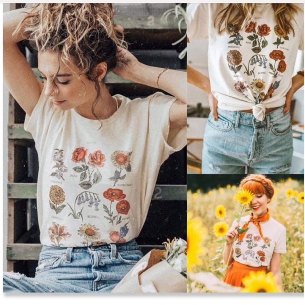Floral ‘Blooms’ Cotton T-Shirt - Urban Outfitters